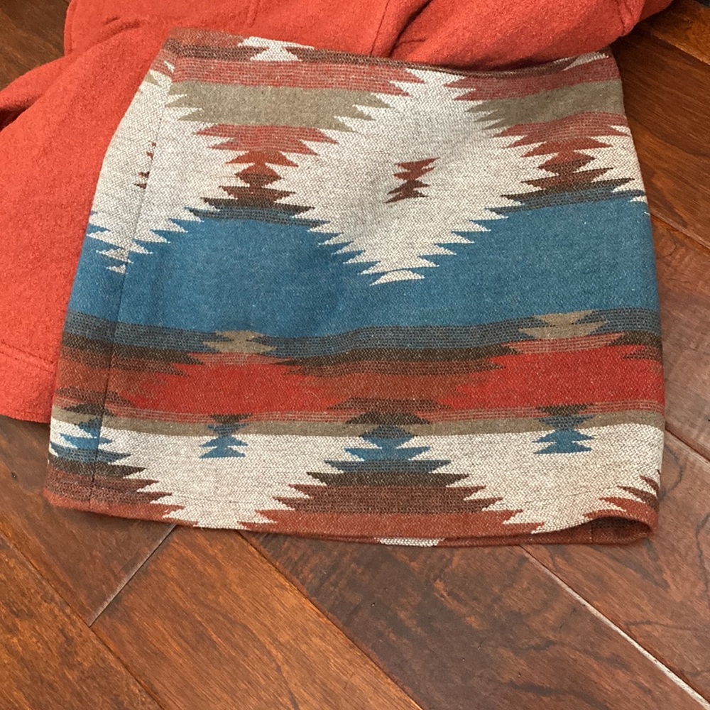 🦅 AEO Aztec Blanket Woven Mini Skirt ~ EUC! Small Size 4